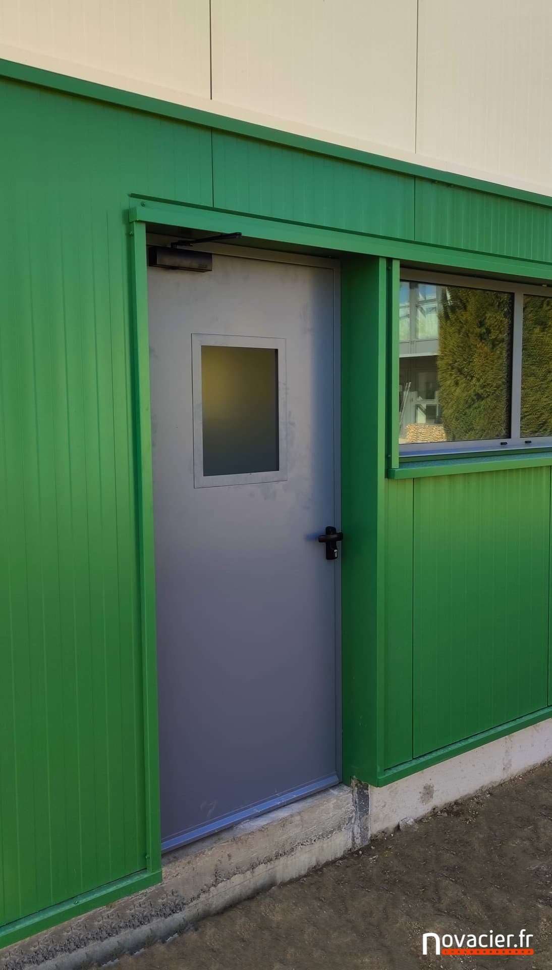 Site de production HM Clause - charpente, bardage, menuiseries et fermetures - vue 6